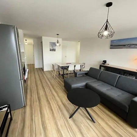 Résidence Les Embruns - Neuf à Proximité Des Commodités Pour 6 Personnes Avec Parking Mae-0961 Appartement